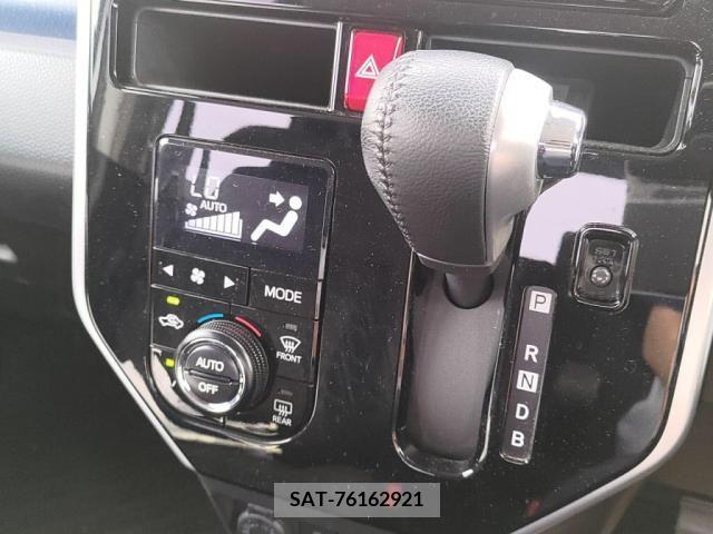 Toyota ROOMY 2018-09 311086-14
