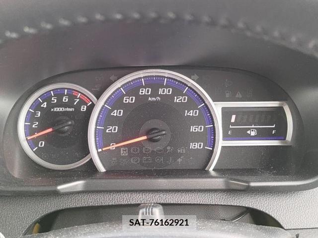 Toyota ROOMY 2018-09 311086-13