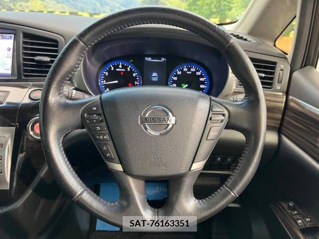 Nissan ELGRAND 2015-01 329008-11