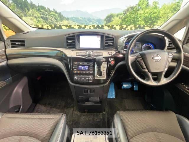 Nissan ELGRAND 2015-01 329008-1