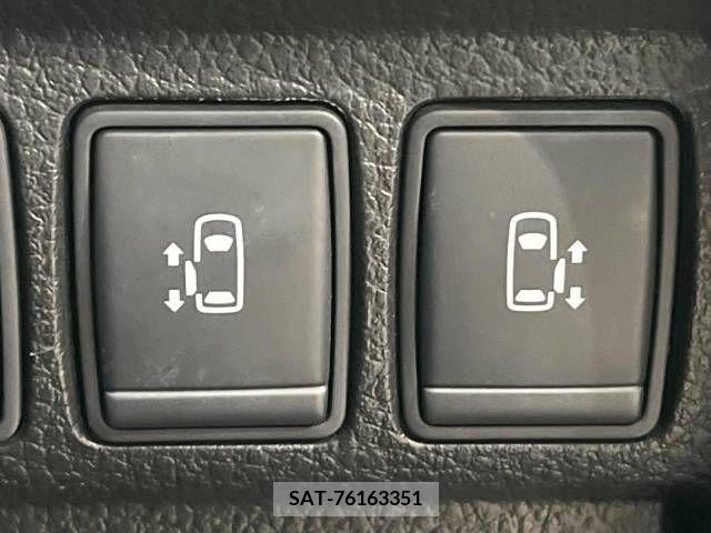 Nissan ELGRAND 2015-01 329008-5