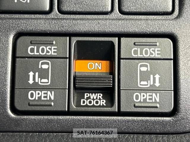 Toyota VOXY 2021-06 288848-4