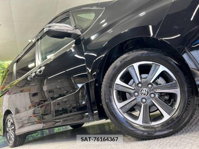 Toyota VOXY 2021-06 288848-14