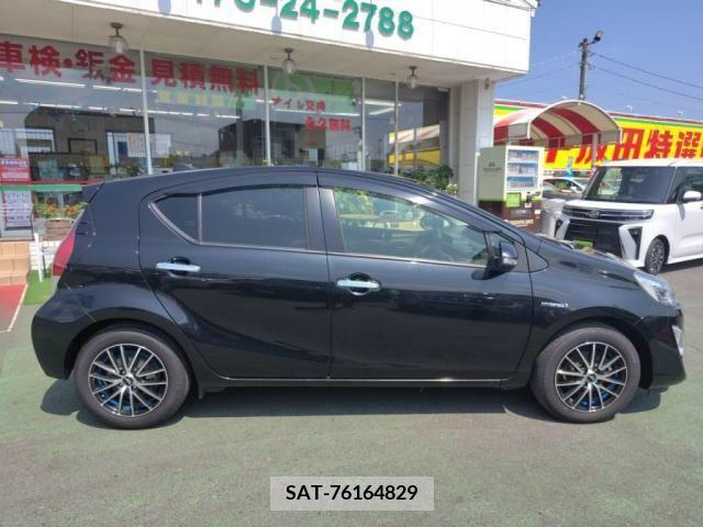 Toyota AQUA 2016-12 356315-10