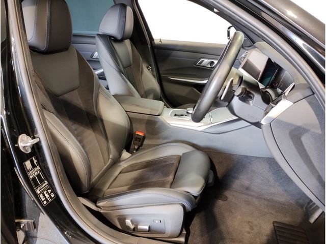 Bmw 3 SERIES 2021-10 13757-9