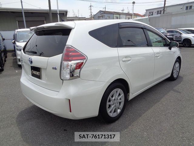 Toyota PRIUS ALPHA 2015-07 322178-2