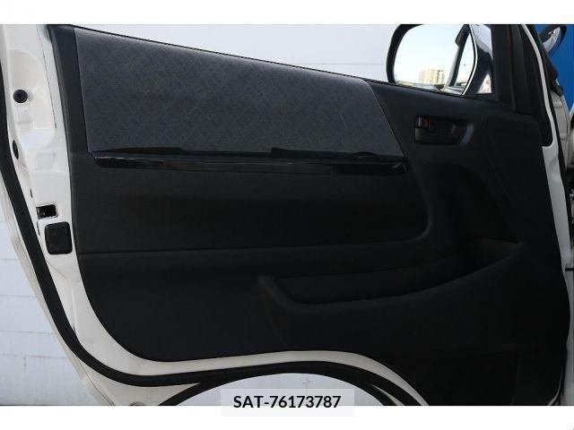 Toyota REGIUSACE VAN 2010-05 354392-14
