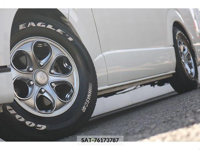 Toyota REGIUSACE VAN 2010-05 354392-4