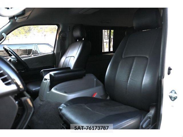 Toyota REGIUSACE VAN 2010-05 354392-13