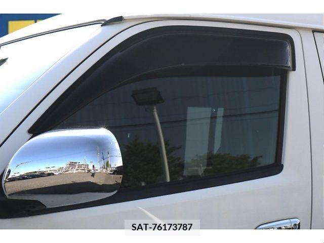 Toyota REGIUSACE VAN 2010-05 354392-3