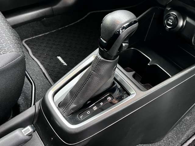Suzuki SWIFT 2017-11 192052-10