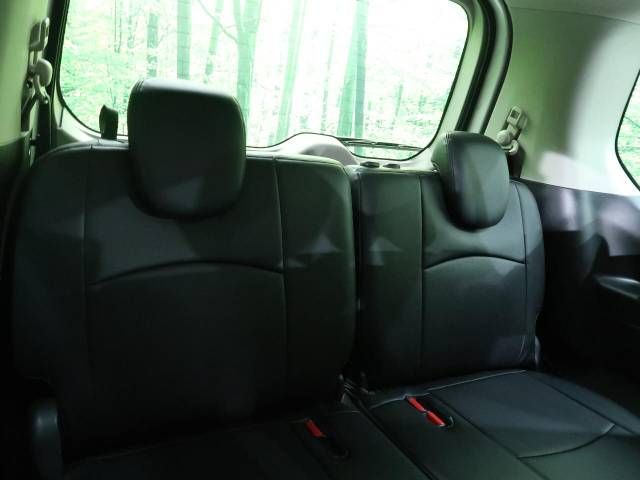 Nissan SERENA 2017-09 4715-12