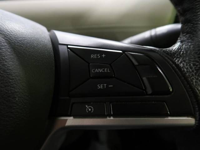 Nissan SERENA 2017-09 4715-8
