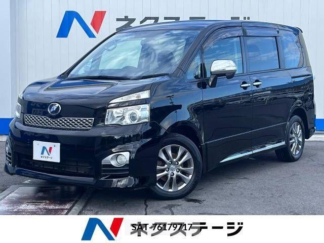 Toyota VOXY 2011-12 370411-0