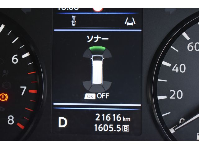 Nissan NV350 Caravan 2022-05 181956-7