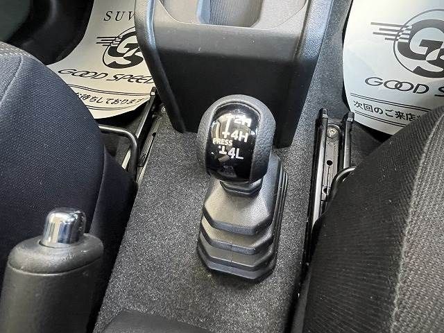 Suzuki JIMNY 2018-07 22659-15