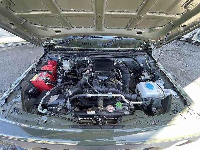 Suzuki JIMNY 2018-07 22659-13