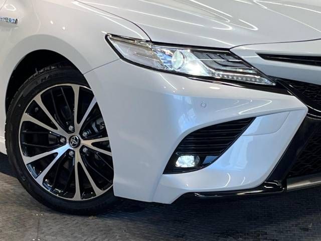 Toyota CAMRY HYBRID 2019-03 196191-12