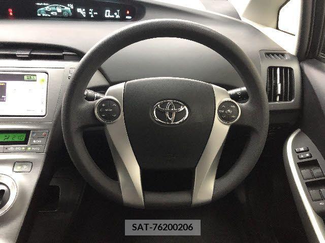 Toyota PRIUS 2012-02 217643-13