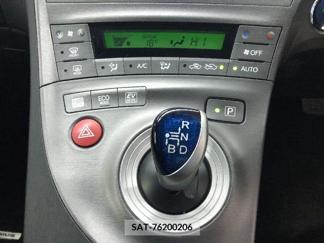 Toyota PRIUS 2012-02 217643-14