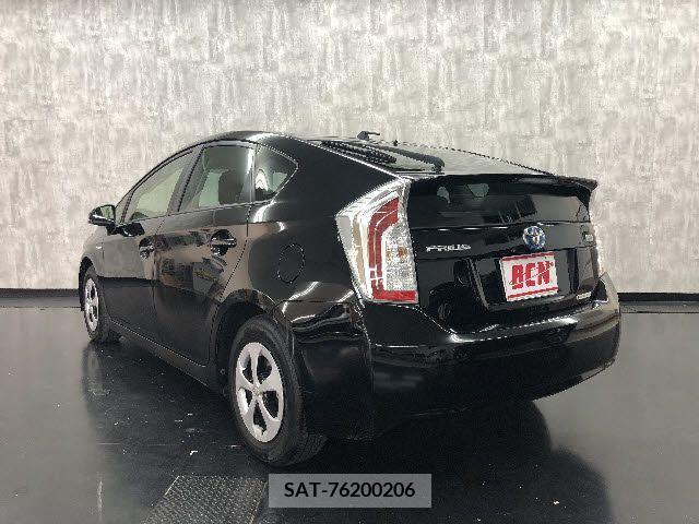 Toyota PRIUS 2012-02 217643-8