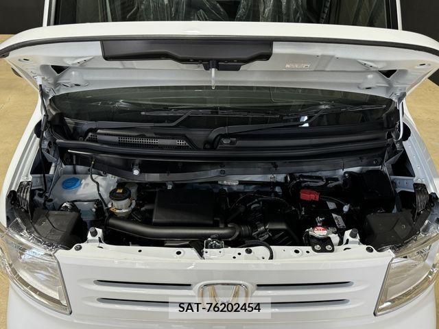 Honda N-VAN 2024-05 307992-23
