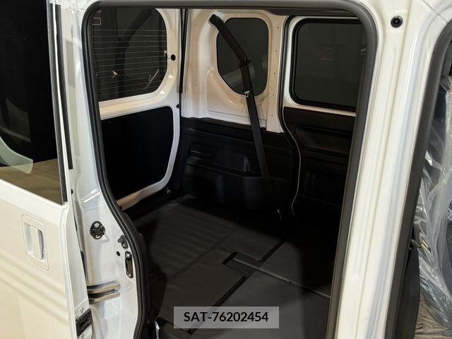 Honda N-VAN 2024-05 307992-22