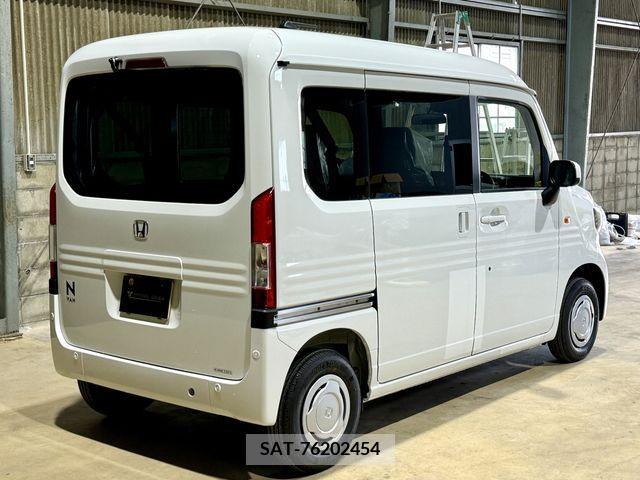 Honda N-VAN 2024-05 307992-11