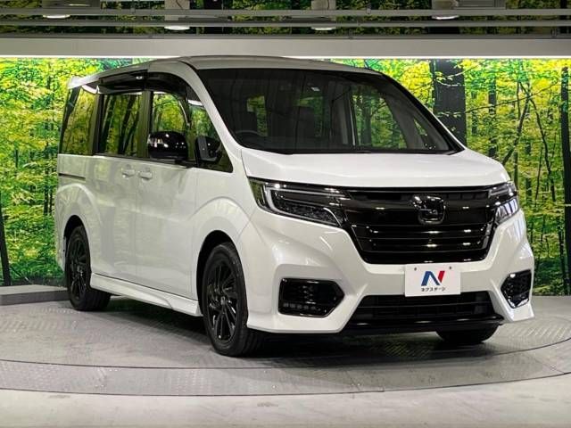 Honda e 2019-10 195174-16