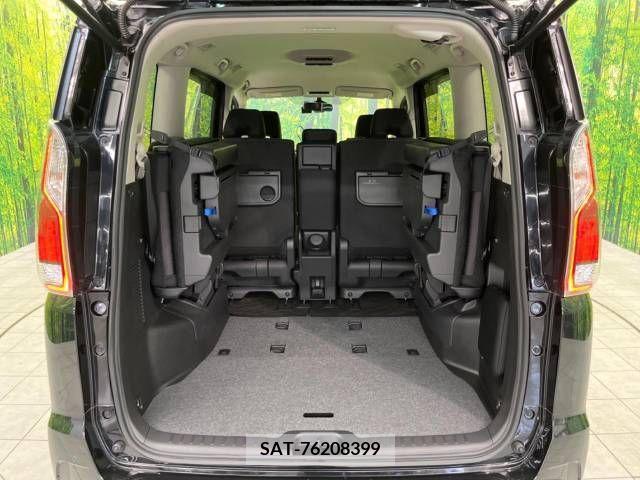 Nissan SERENA 2018-12 284328-11