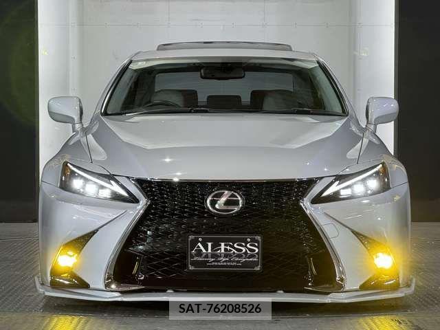 Lexus IS 2006-09 275398-10