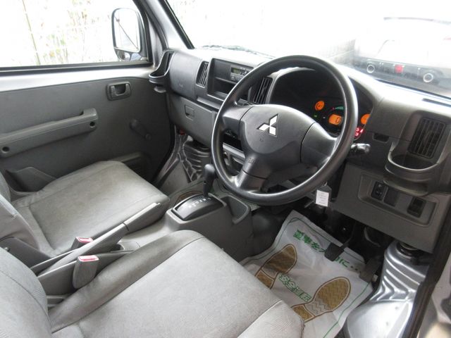 Mitsubishi MINICA 2012-01 18222-6