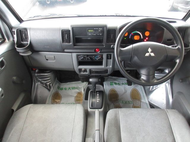 Mitsubishi MINICA 2012-01 18222-16