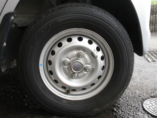 Mitsubishi MINICA 2012-01 18222-3