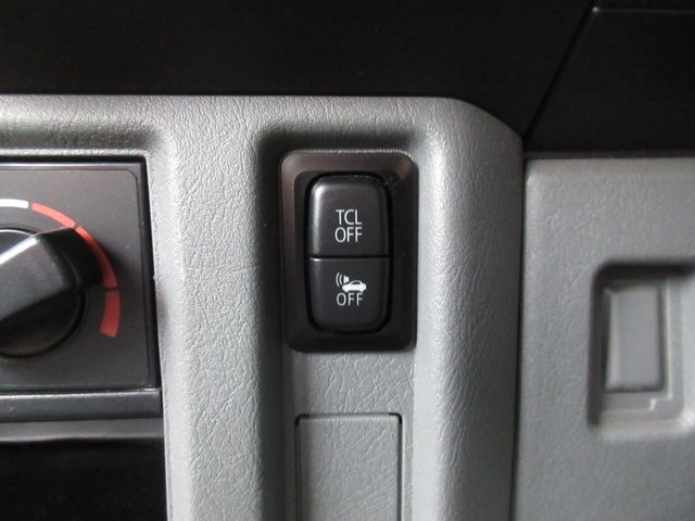 Mitsubishi MINICA 2012-01 18222-22