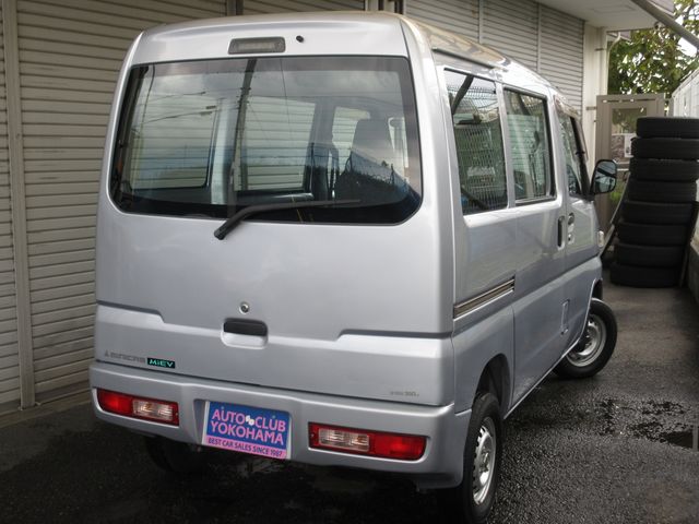 Mitsubishi MINICA 2012-01 18222-26