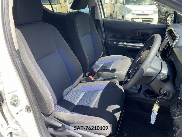Toyota AQUA 2019-08 395684-11
