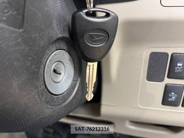 Daihatsu MOVE 2013-08 253657-5