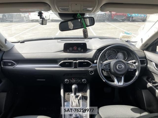 Mazda CX-5 2017-07 296000-8