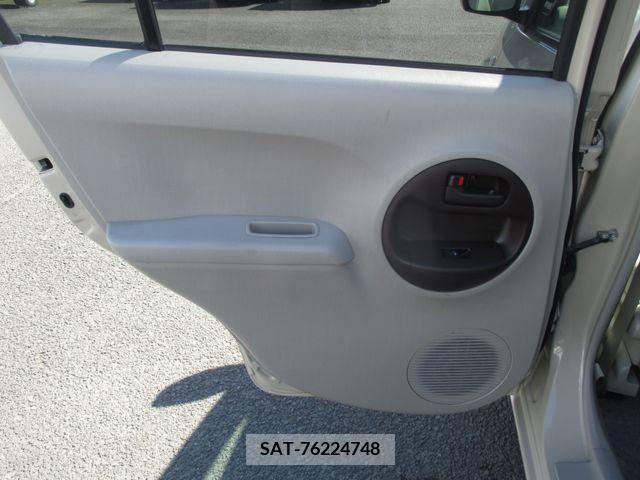 Toyota PASSO 2011-08 341733-24