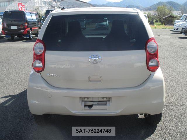 Toyota PASSO 2011-08 341733-6