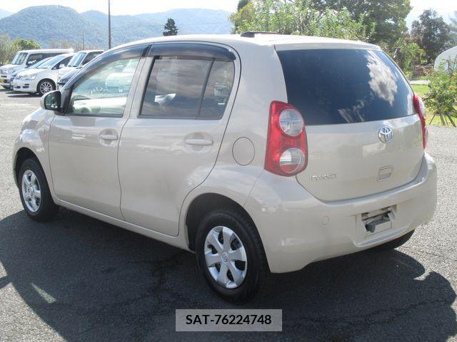 Toyota PASSO 2011-08 341733-9