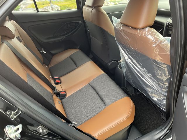 Toyota YARIS CROSS 2023-11 189346-15