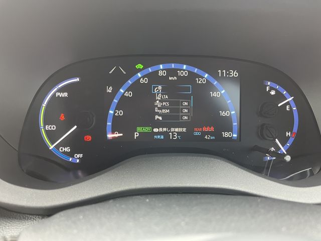 Toyota YARIS CROSS 2023-11 189346-12