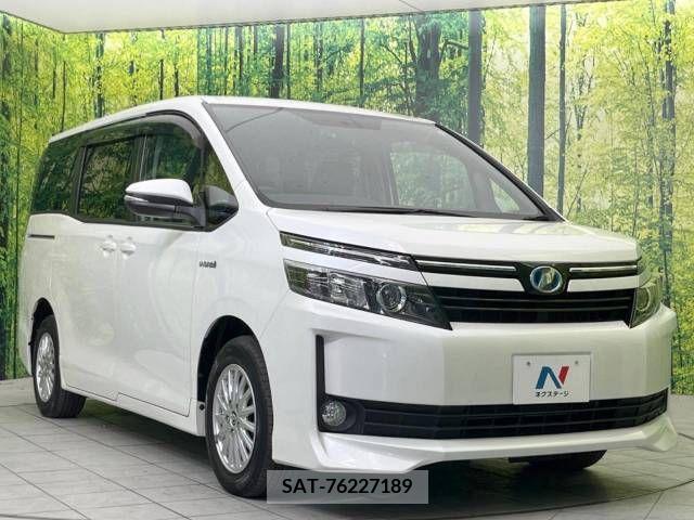Toyota VOXY HYBRID 2015-06 322794-17