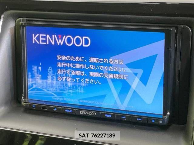 Toyota VOXY HYBRID 2015-06 322794-2