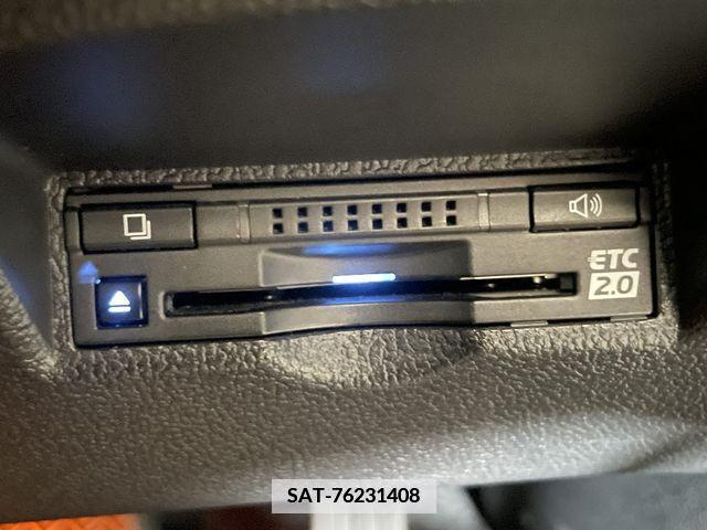 Toyota PRIUS PHV 2017-05 386111-18