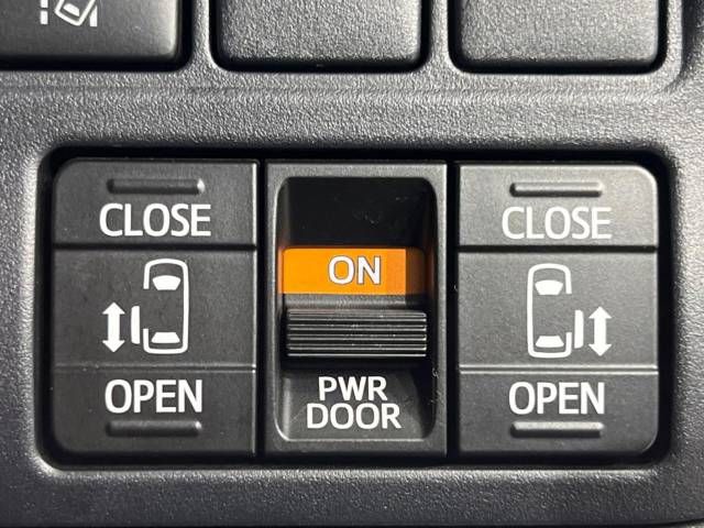 Toyota VOXY 2018-10 28295-3