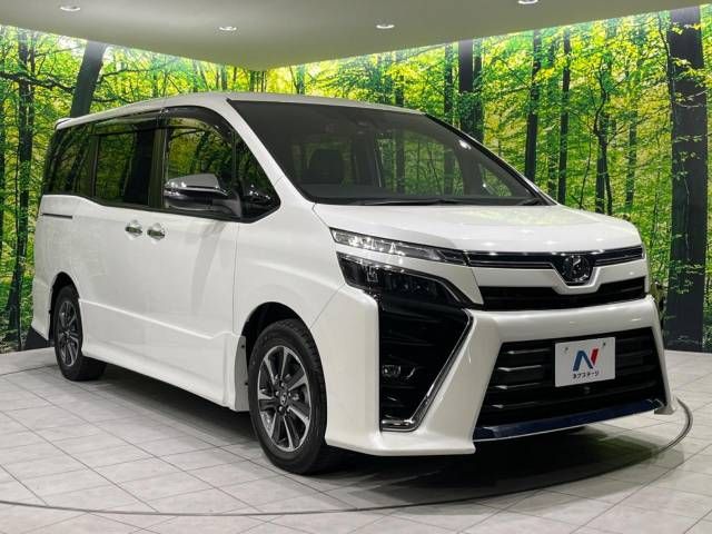 Toyota VOXY 2018-10 28295-17