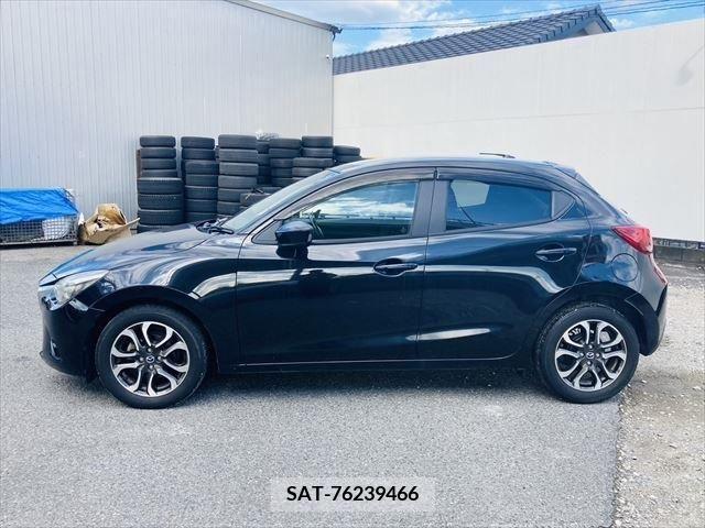Mazda DEMIO 2015-01 359379-20